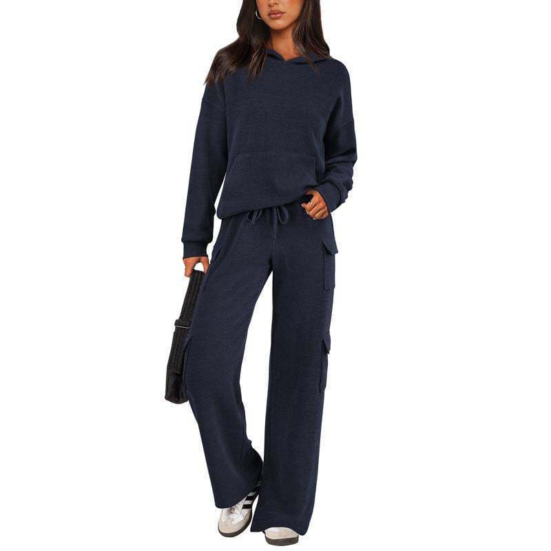 Casual and comfortable women's suit