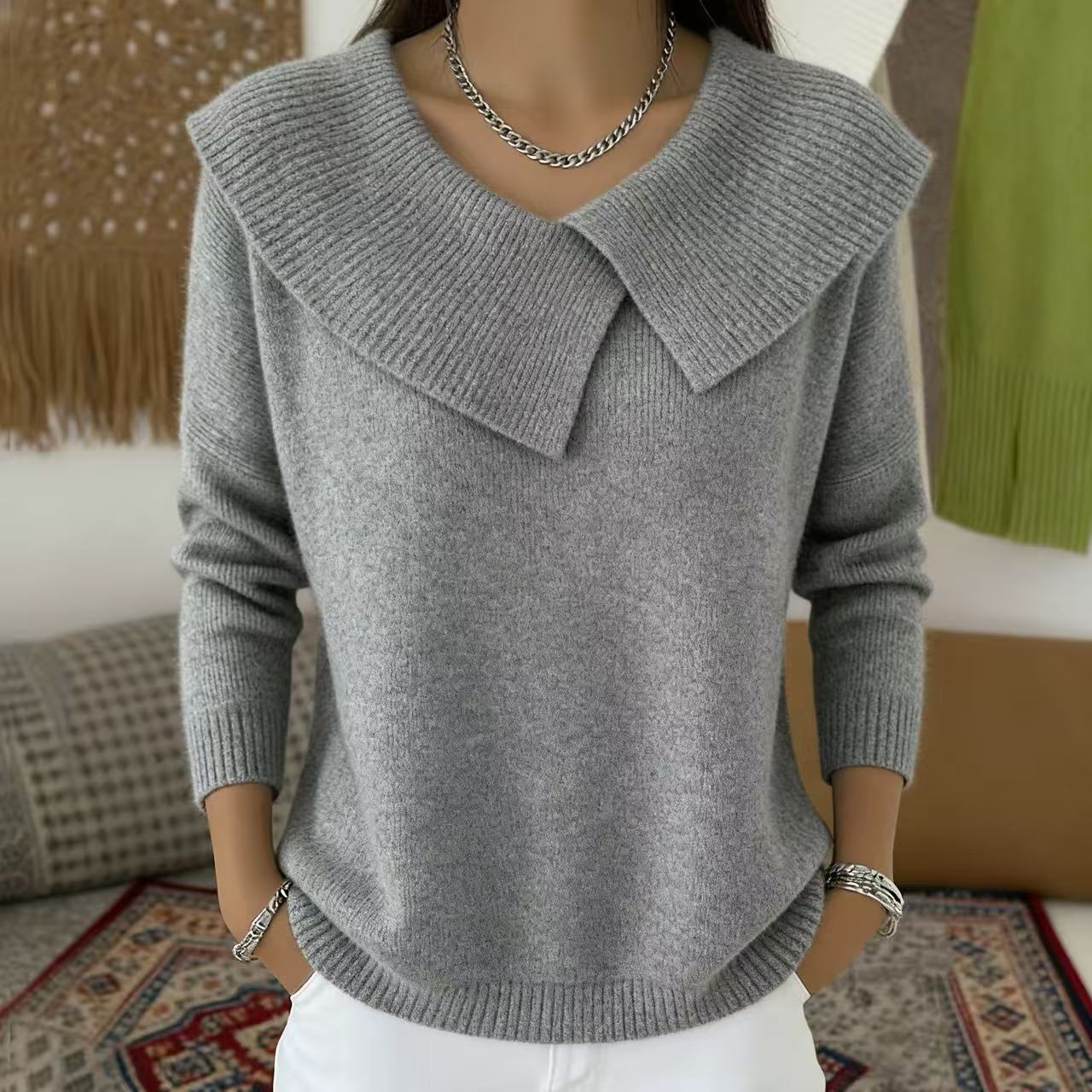 Comfortable knitted sweater