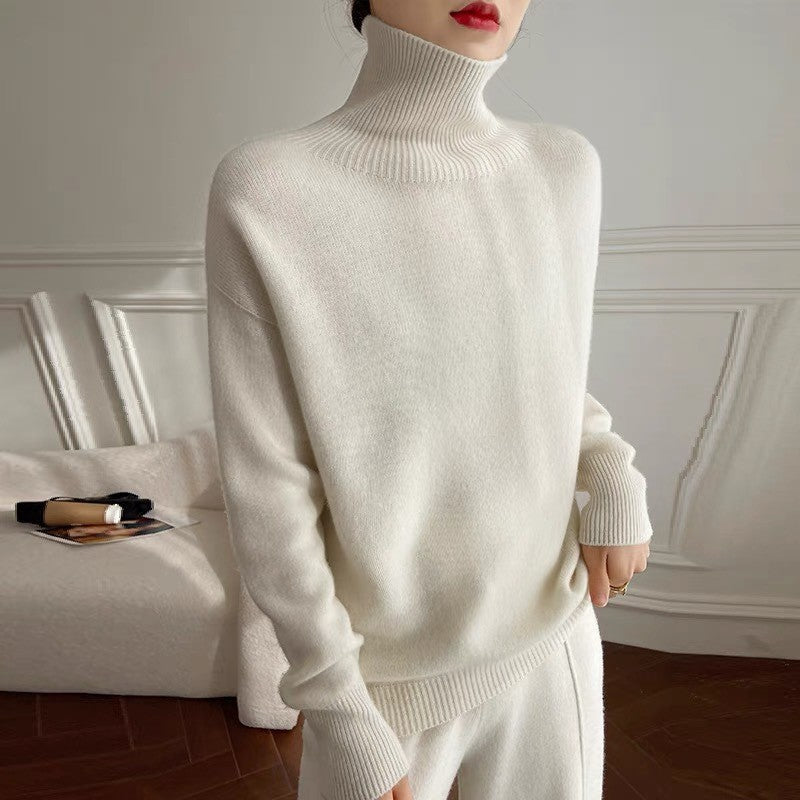 Everyday Classic Cozy Cashmere Sweater