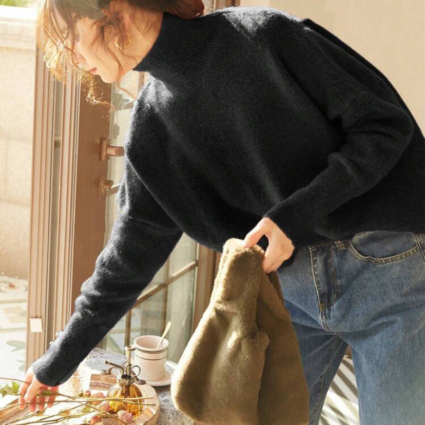 Comfortable turtleneck knit sweater