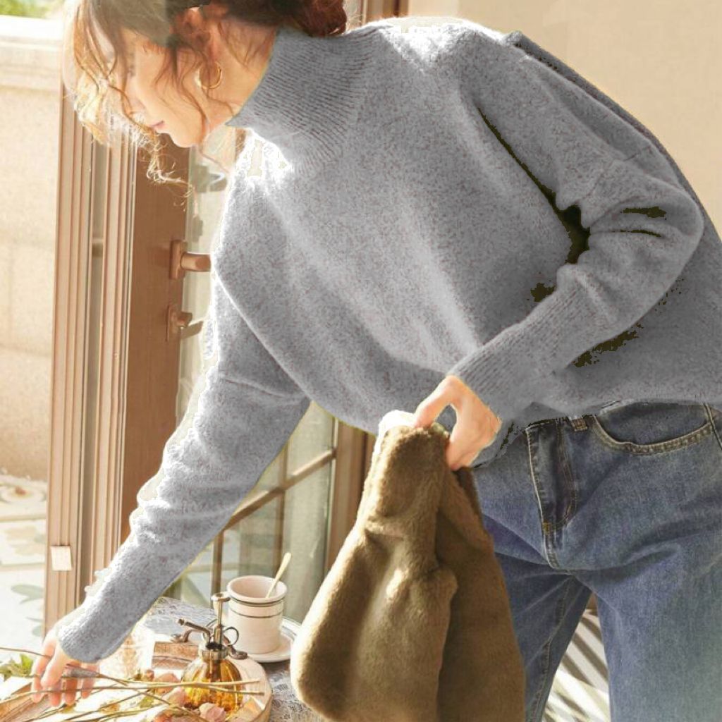 Comfortable turtleneck knit sweater