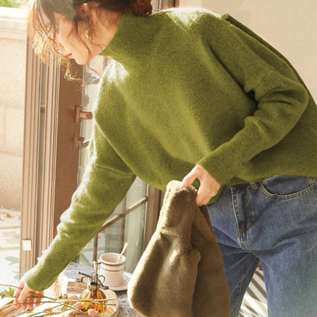 Comfortable turtleneck knit sweater